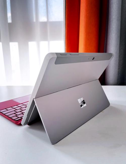 Microsoft Surface Go 3 - 便携二合一平板_资料手册-1