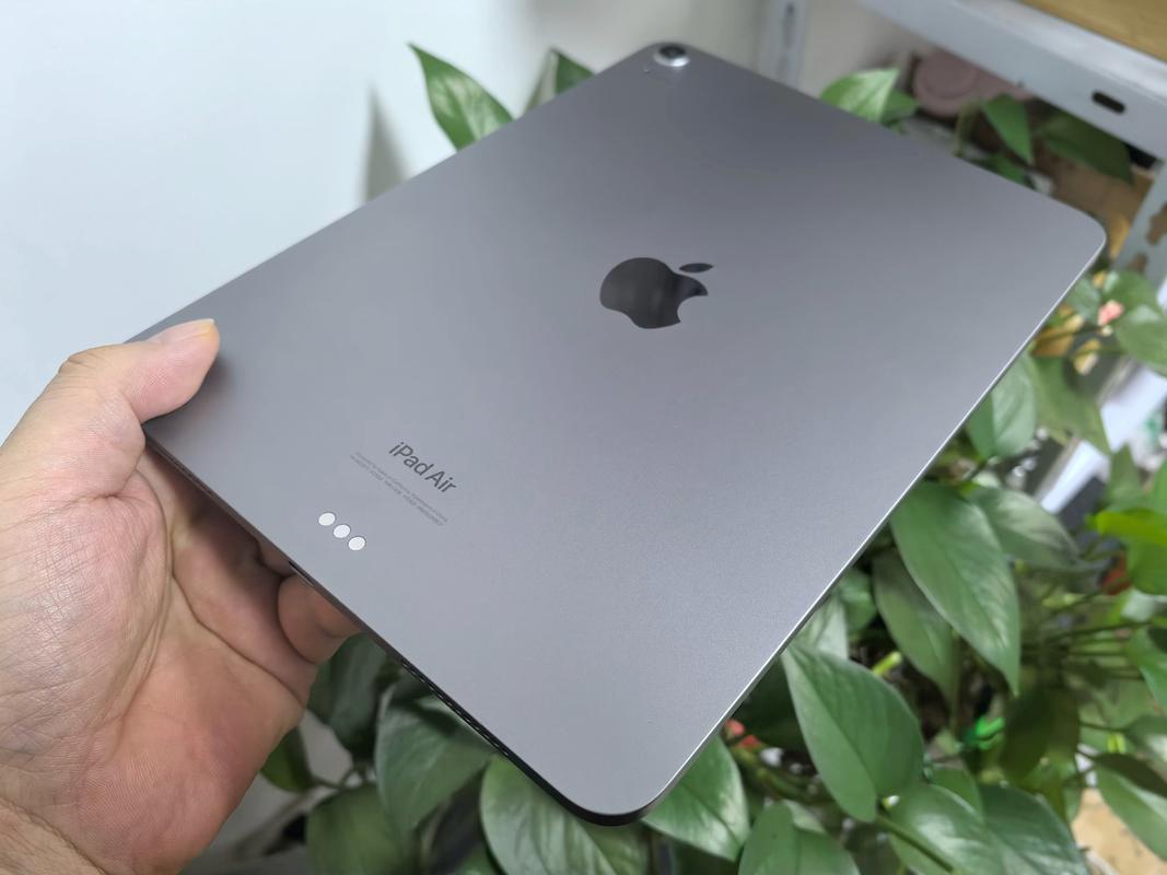 11英寸 iPad Air (M3) - 轻薄全面屏平板电脑_资料大全-3