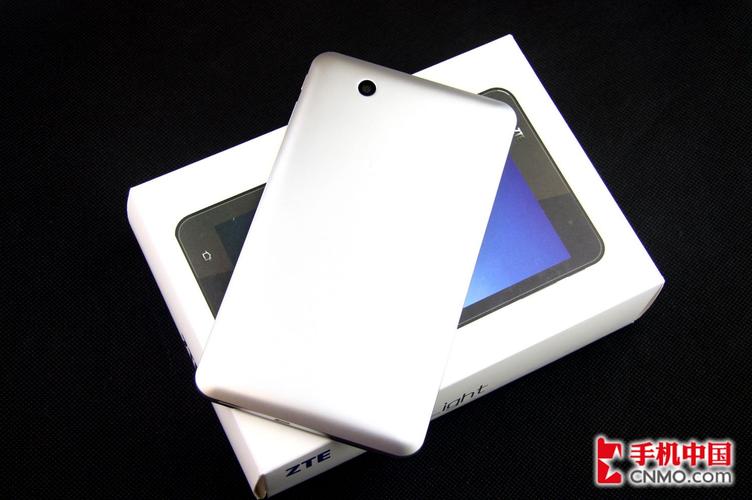 中兴V9V9e Light Tab - 高清大屏平板电脑_百科资料-3