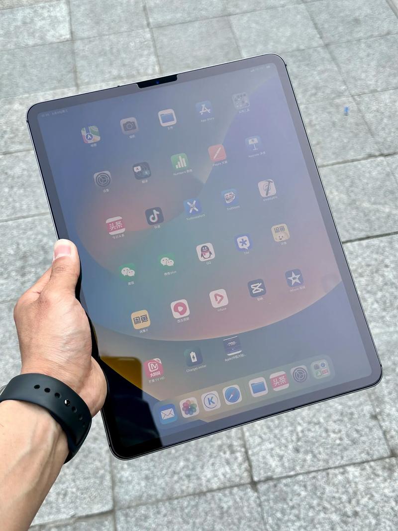 12.9 英寸 iPad Pro (第 4 代) - 全面屏旗舰平板_资料手册-2