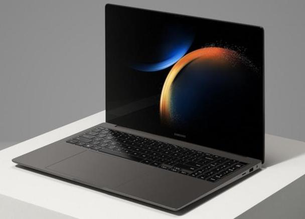 三星Galaxy Book4 Ultra - 高性能旗舰笔记本_百科资料-5