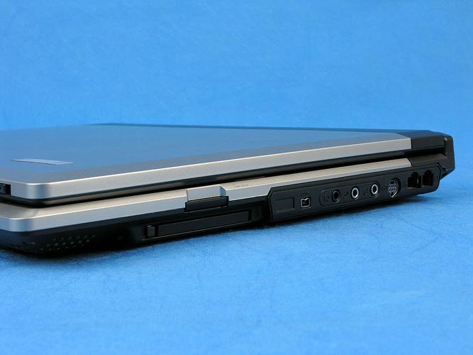 华硕 A6T - 高性能游戏笔记本_资料手册-5