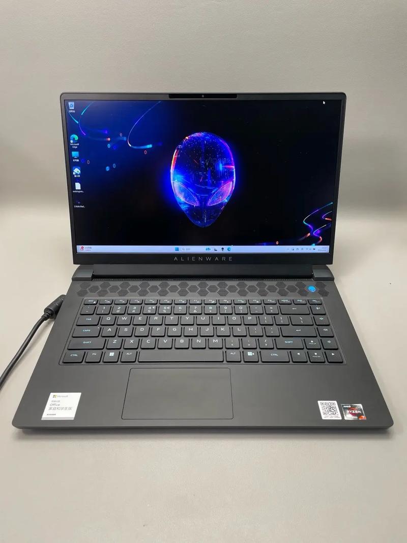 外星人 Alienware m15 R7 – 高性能电竞游戏本_资料手册