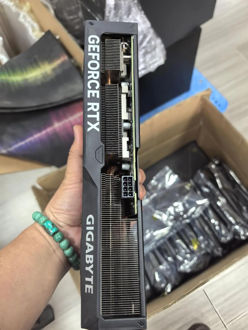 技嘉 GIGABYTE Gaming G7 RTX 4070 - 高性能游戏笔记本_资料手册-4