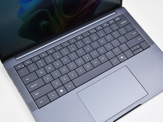 戴尔 Pro 14 - 高性能商务笔记本_资料手册-5 戴尔 Pro 14 - 高性能商务笔记本_资料手册-5