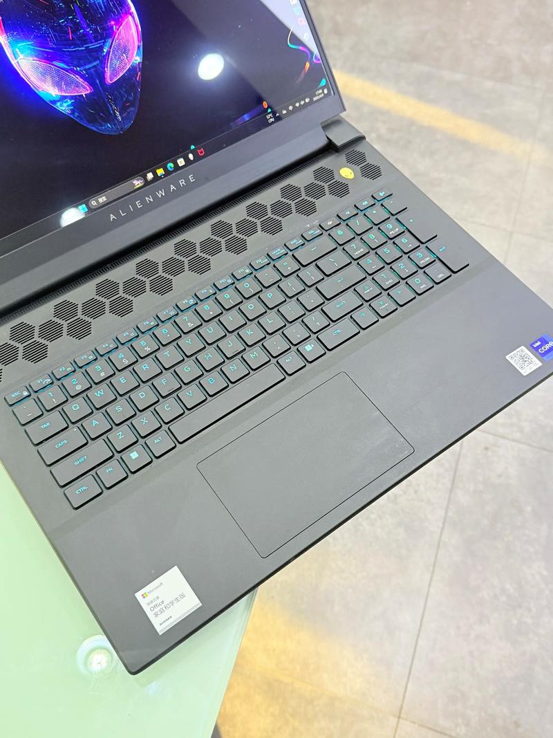 外星人 Alienware M18 R1 – 高性能游戏本_资料手册