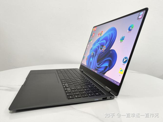 三星Galaxy Book3 - 超轻薄商务笔记本_资料手册-2