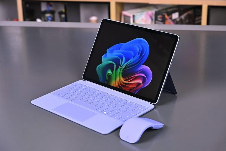 微软Surface Pro 12 - 二合一轻薄笔记本_百科资料-1