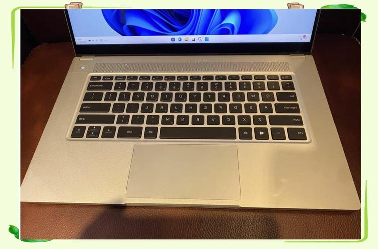 英特尔（Intel）NUC – 迷你便携笔记本_资料合集