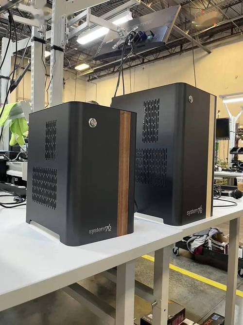 System76 Kudu Pro - 高性能游戏笔记本_资料手册-3