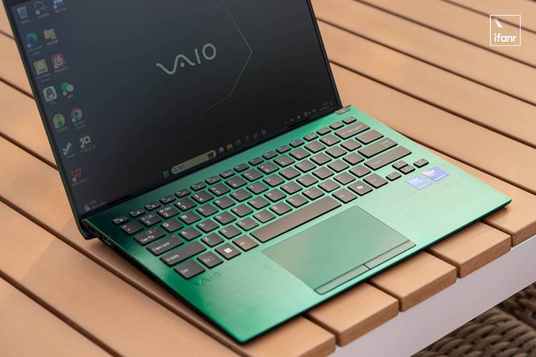 VAIO SX14-R - 轻薄商务笔记本_百科资料-4