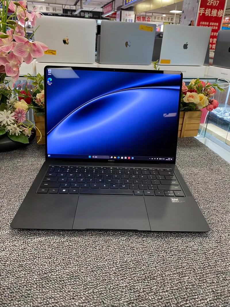华为(Huawei)MateBook X Pro 2024 - 超轻薄商务笔记本_资料手册-2 华为(Huawei)MateBook X Pro 2024 - 超轻薄商务笔记本_资料手册-2