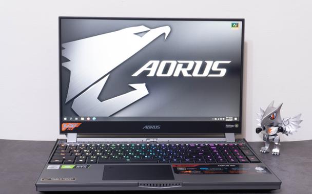 技嘉 AORUS 15 - 高性能游戏笔记本_百科资料-3