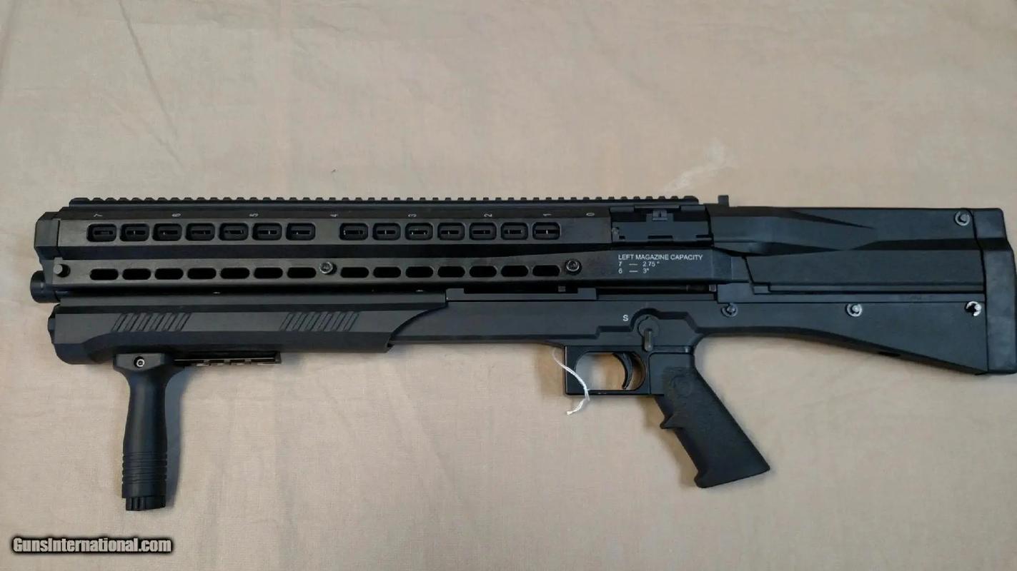 Eluktronics RP-15 - 高性能游戏笔记本_百科资料-3 Eluktronics RP-15 - 高性能游戏笔记本_百科资料-3