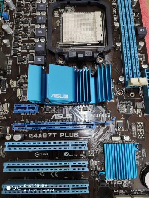 华硕 TransPort LT NBK001586-02 - 轻薄商务笔记本_资料手册-2