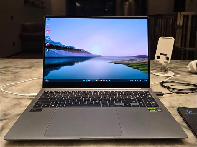 三星Galaxy Book4 Ultra – 高性能旗舰笔记本_百科资料