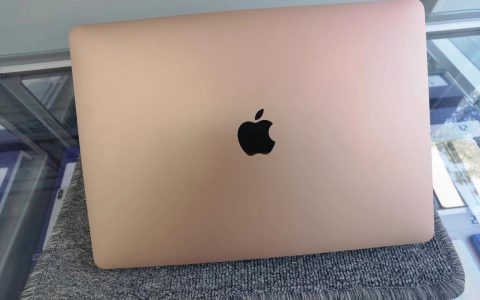 苹果 新MacBook Air 13寸系列 – 轻薄长续航笔记本_百科资料