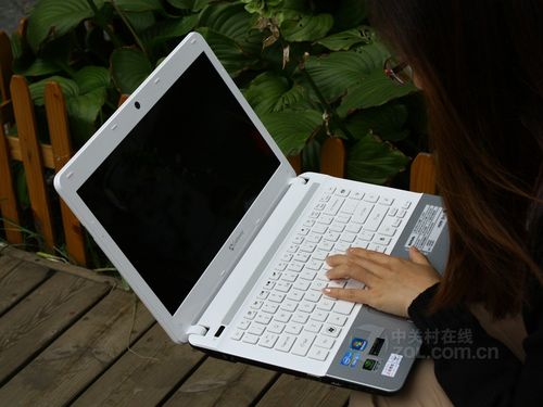 Gateway M-1624 - 高性价比游戏本_资料手册-2