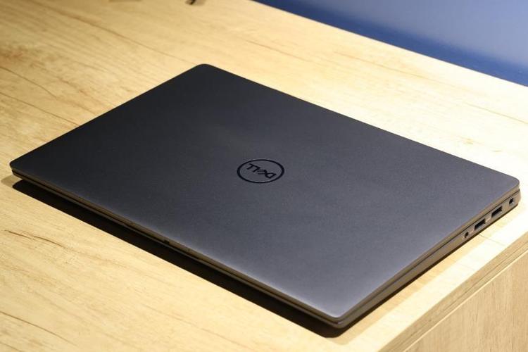 戴尔 Latitude 7440 – 商用办公轻薄本_百科资料