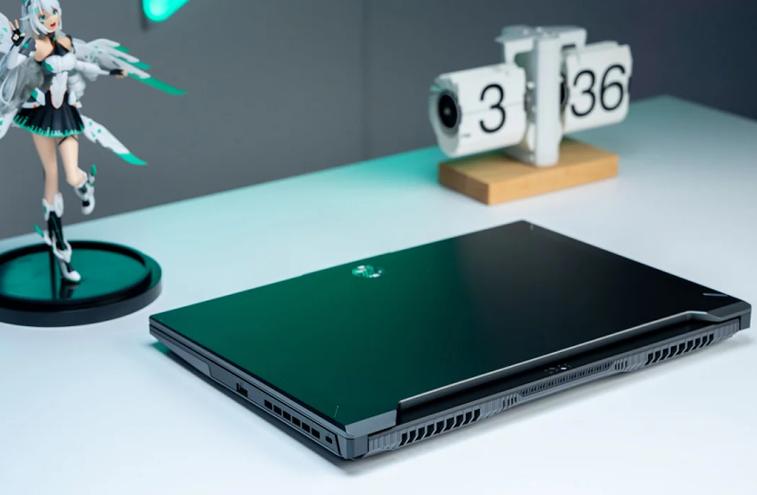 华硕 天选 5 Pro 锐龙版 2025 - 高性能游戏本_资料库-4
