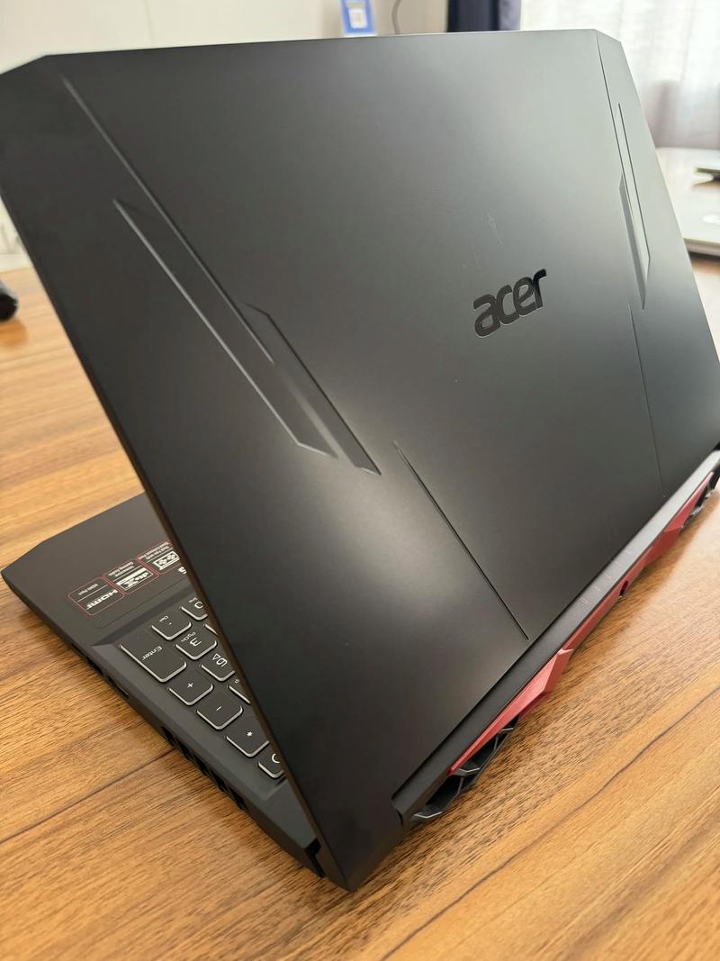 宏碁 Acer 2420 - 轻薄商务笔记本_资料手册-5 宏碁 Acer 2420 - 轻薄商务笔记本_资料手册-5