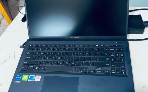 华硕 破晓 Pro15 – 高性能商务笔记本_资料手册