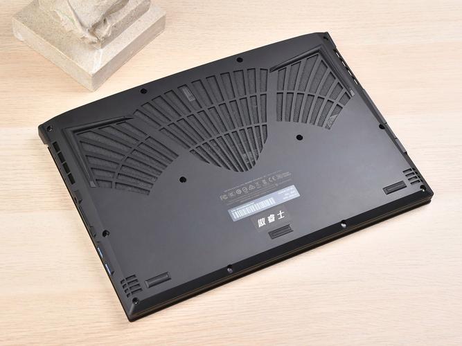 技嘉 AORUS 15P - 高性能电竞游戏本_百科资料-3 技嘉 AORUS 15P - 高性能电竞游戏本_百科资料-3