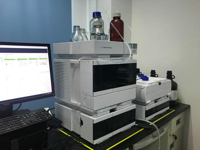 Eluktronics HYDROC G2 – 水冷高性能游戏本_资料手册