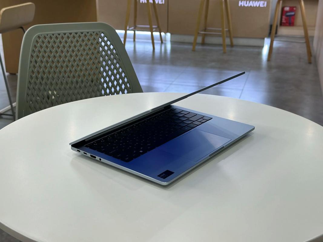 红米Redmi Book Pro 14 2024 - 高性能轻薄本_百科资料-4