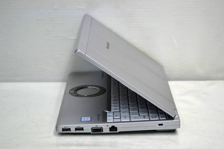 松下（Panasonic）CF-SV8 – 轻薄商用笔记本_百科资料