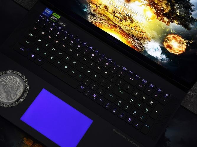 微星(MSI)泰坦Ultra - 旗舰性能游戏本_资料手册-3 微星(MSI)泰坦Ultra - 旗舰性能游戏本_资料手册-3
