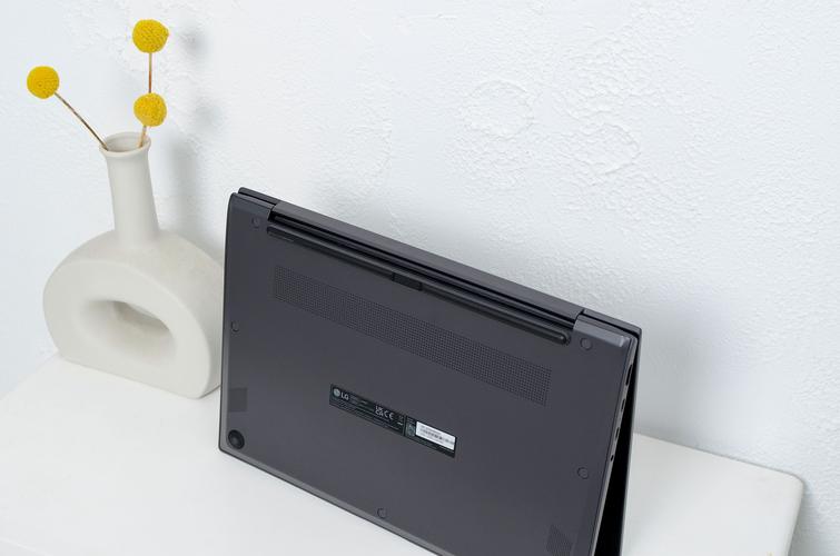 LG gram 14(14T90Q-G.AA55A3) - 超轻薄触控笔记本_资料手册-4