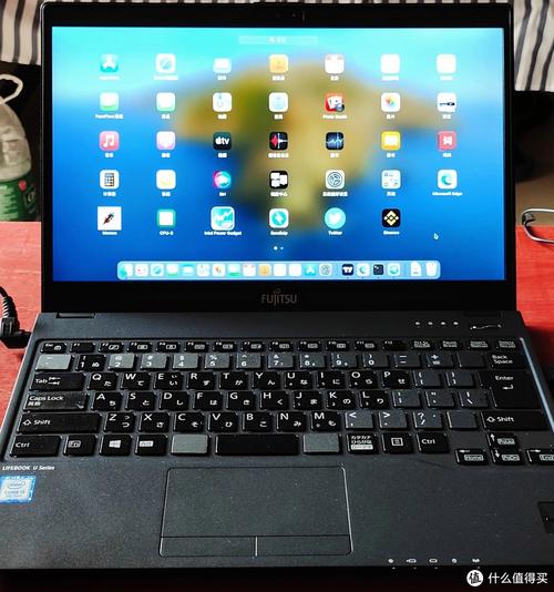 富士通 LifeBook U937 - 轻薄商务笔记本_资料集锦-2 富士通 LifeBook U937 - 轻薄商务笔记本_资料集锦-2