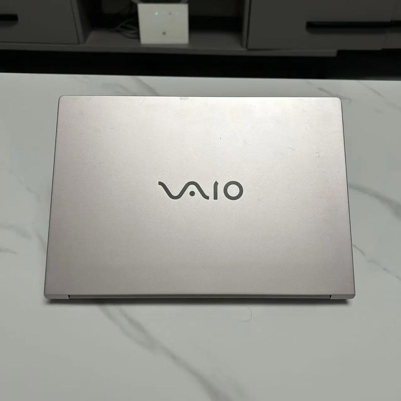 VAIO 侍14 - 轻薄高性能笔记本_资料库-3 VAIO 侍14 - 轻薄高性能笔记本_资料库-3