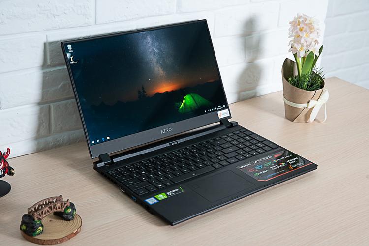 技嘉 AERO 15 OLED (第11代) - 4K OLED设计师笔记本_资料手册-3