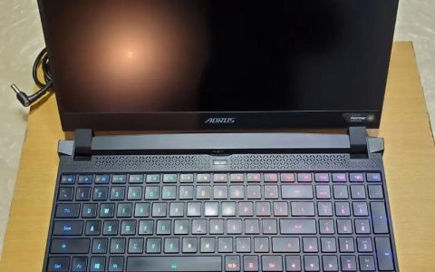 技嘉 AORUS 15 – 高性能游戏笔记本_百科资料