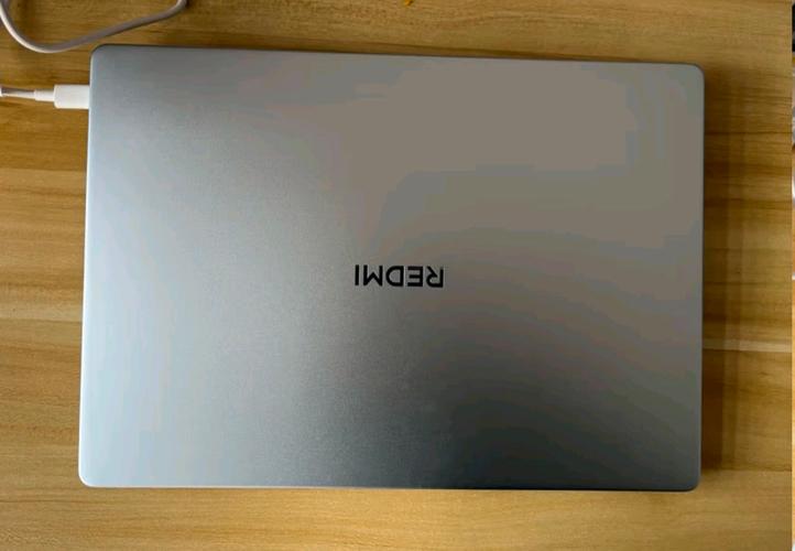 红米REDMI Book Pro 14 2025 - 高性能轻薄笔记本_资料手册-2 红米REDMI Book Pro 14 2025 - 高性能轻薄笔记本_资料手册-2