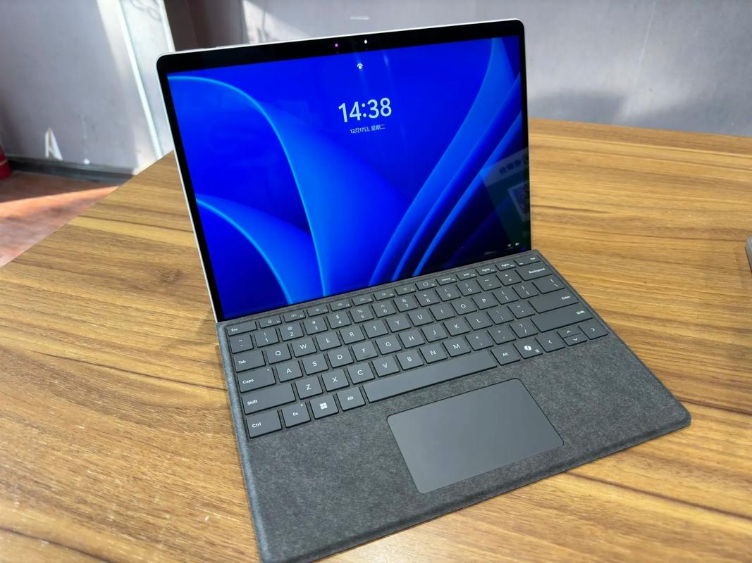 微软(Microsoft)Surface Pro 9 - 二合一轻薄笔记本_资料手册-1 微软(Microsoft)Surface Pro 9 - 二合一轻薄笔记本_资料手册-1