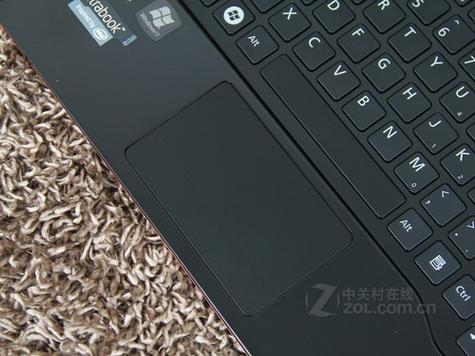 富士通 LifeBook U772 - 轻薄商务笔记本_百科资料-2