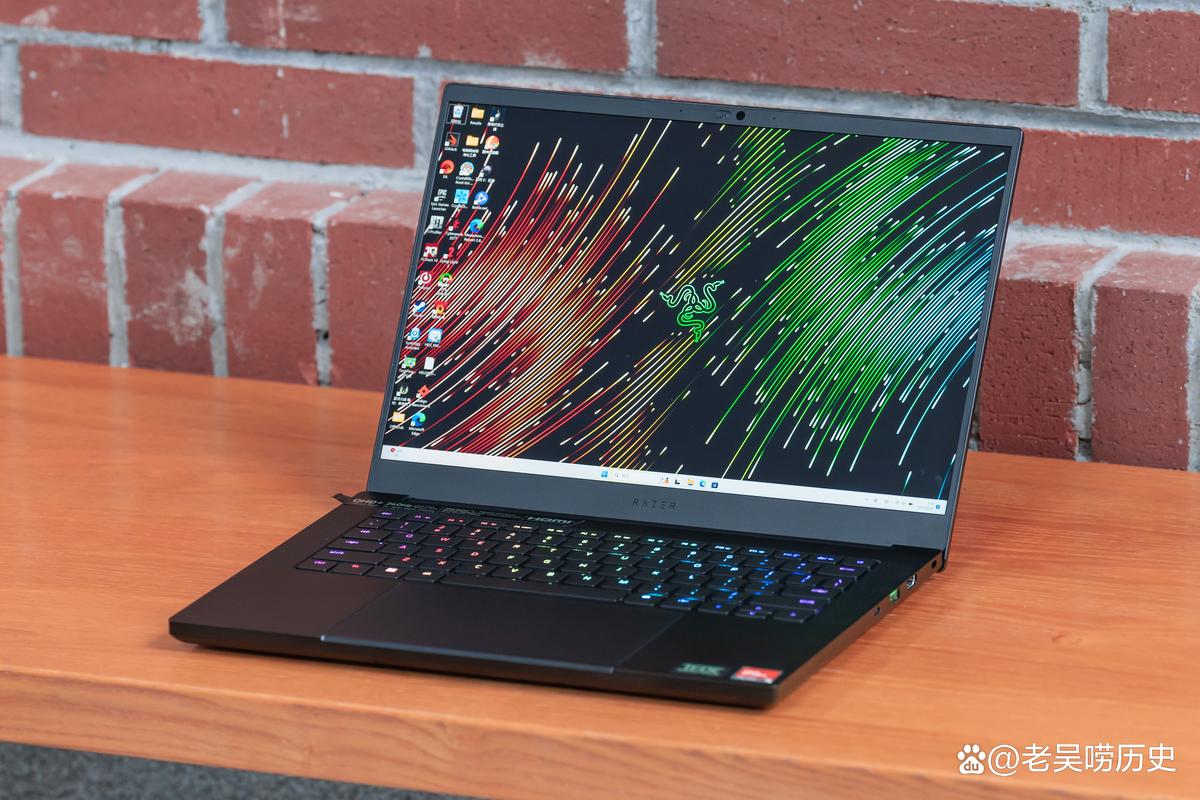 雷蛇（Razer）灵刃14 2025 - 高性能轻薄游戏本_百科资料-5