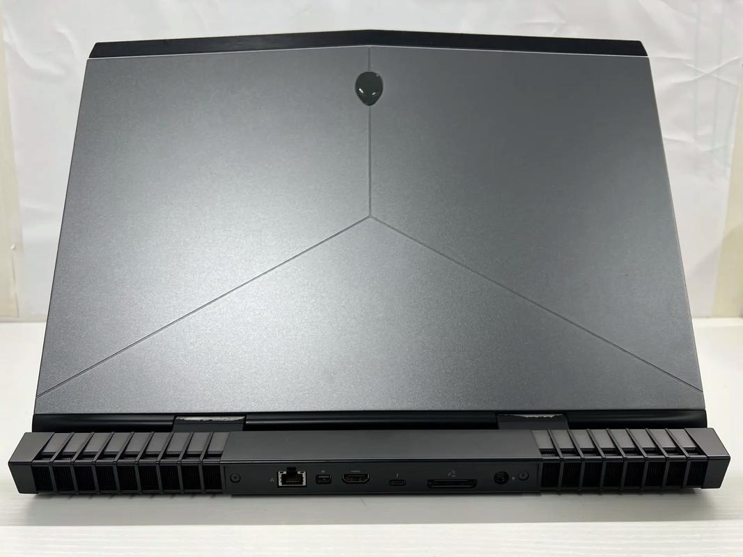 外星人 Alienware 17 - 高性能游戏笔记本_百科资料-5