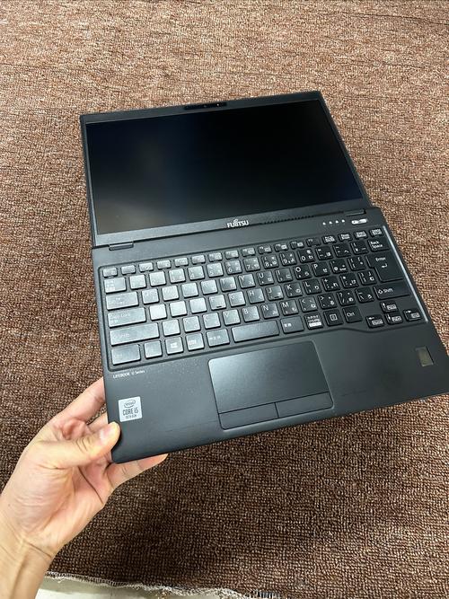 富士通 LifeBook U9310 - 轻薄商务笔记本_资料手册-4 富士通 LifeBook U9310 - 轻薄商务笔记本_资料手册-4