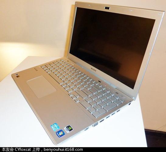 VAIO S15 – 轻薄高性能笔记本_资料手册