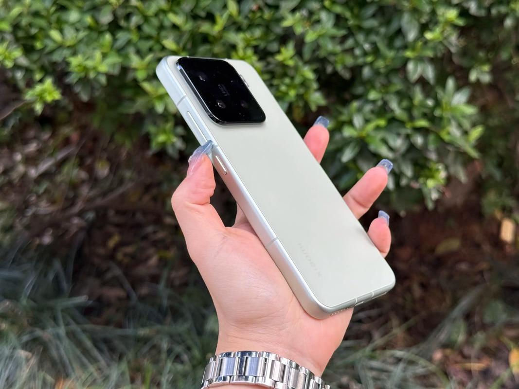 小米(Xiaomi) 15.6系列 - 轻薄高性能笔记本_资料手册-2 小米(Xiaomi) 15.6系列 - 轻薄高性能笔记本_资料手册-2