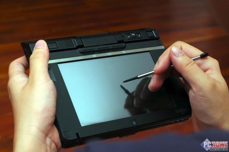 富士通（Fujitsu）LifeBook U2010 - 超便携笔记本_资料手册-2