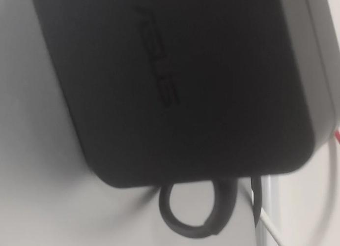 华硕 VivoBook15s - 轻薄窄边框笔记本_资料手册-5 华硕 VivoBook15s - 轻薄窄边框笔记本_资料手册-5
