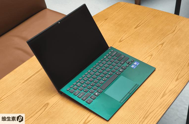 索尼（Sony）VAIO SX14 - 轻薄高性能商务本_资料手册-2