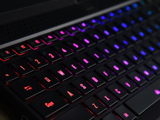 技嘉 AORUS 15P KD - 高性能游戏笔记本_百科资料-2 技嘉 AORUS 15P KD - 高性能游戏笔记本_百科资料-2