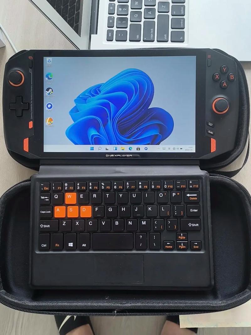 壹号玩家（OnexPlayer）One-Netbook 5 - 高性能游戏掌机_资料大全-5
