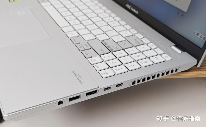 华硕 VivoBook Pro 16 - 高性能创作笔记本_资料库-3